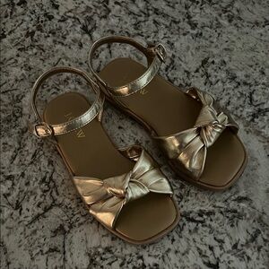 J. Crew Metallic Gold Bow little girls Sandals